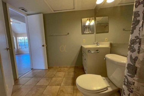 Condo in Altamonte Springs, Florida, 1 bedroom  № 2386097 - photo 24
