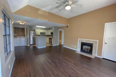 Condo in Altamonte Springs, Florida, 1 bedroom  № 2386097 - photo 10