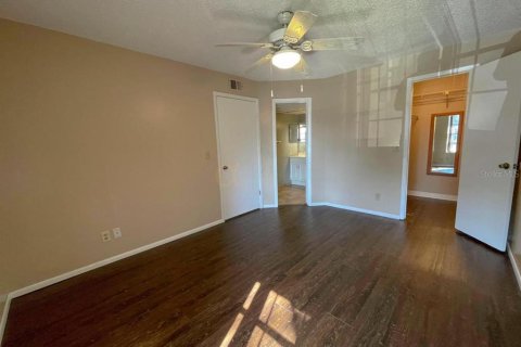 Condo in Altamonte Springs, Florida, 1 bedroom  № 2386097 - photo 21
