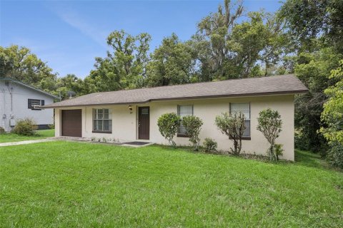 House in Orange City, Florida 3 bedrooms, 105.35 sq.m. № 2157634 - photo 5