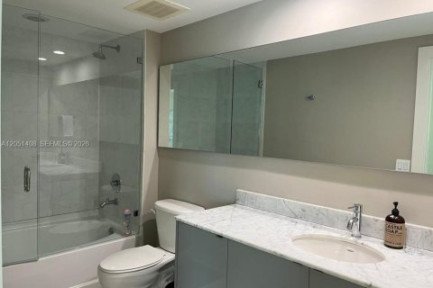 Copropriété à louer à Miami, Floride: 2 chambres, 103.4 m2 № 2274501 - photo 2
