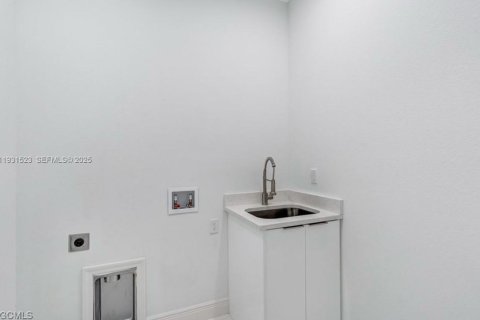 Купить виллу или дом в Лабель, Флорида 3 спальни, 150.13м2, № 1991973 - фото 16