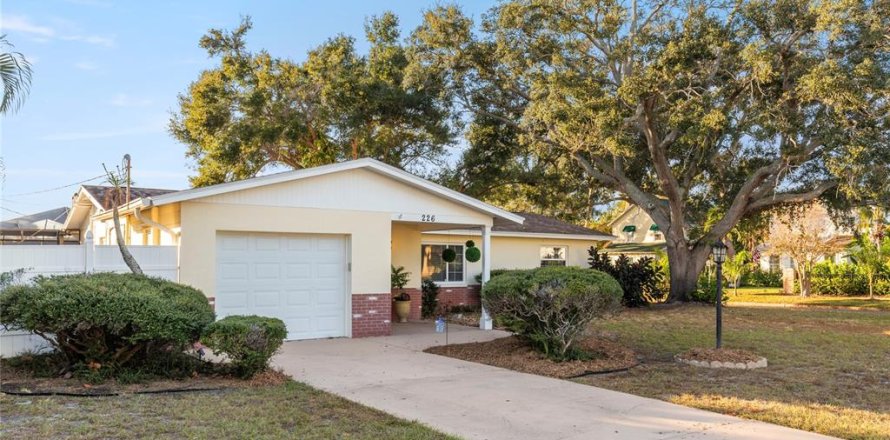 Villa ou maison à Saint Petersburg, Floride 3 chambres, 112.23 m2 № 2101623