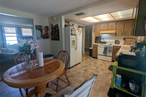 Casa en venta en Port Richey, Florida, 2 dormitorios, 110 m2 № 1887087 - foto 7