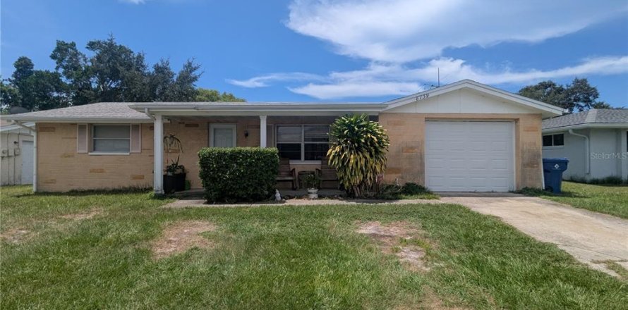 Casa en Port Richey, Florida 2 dormitorios, 110 m2 № 1887087