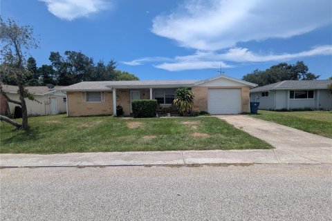 Casa en venta en Port Richey, Florida, 2 dormitorios, 110 m2 № 1887087 - foto 2