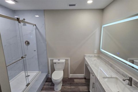 Casa en venta en Tampa, Florida, 4 dormitorios, 178.84 m2 № 1858323 - foto 25