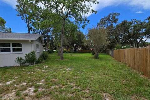 Casa en venta en Tampa, Florida, 4 dormitorios, 178.84 m2 № 1858323 - foto 16