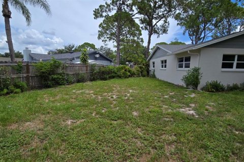 Casa en venta en Tampa, Florida, 4 dormitorios, 178.84 m2 № 1858323 - foto 15