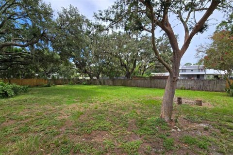 Casa en venta en Tampa, Florida, 4 dormitorios, 178.84 m2 № 1858323 - foto 5