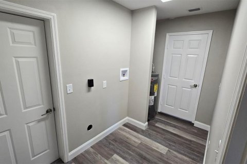 Casa en venta en Tampa, Florida, 4 dormitorios, 178.84 m2 № 1858323 - foto 28