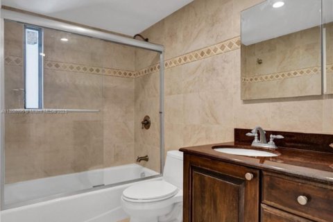 Copropriété à vendre à Hollywood, Floride: 2 chambres, 119.57 m2 № 2037247 - photo 26