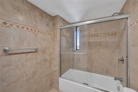 Copropriété à vendre à Hollywood, Floride: 2 chambres, 119.57 m2 № 2037247 - photo 27