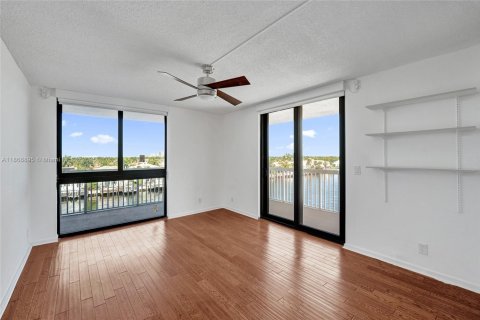Copropriété à vendre à Hollywood, Floride: 2 chambres, 119.57 m2 № 2037247 - photo 21