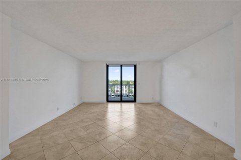 Copropriété à vendre à Hollywood, Floride: 2 chambres, 119.57 m2 № 2037247 - photo 10