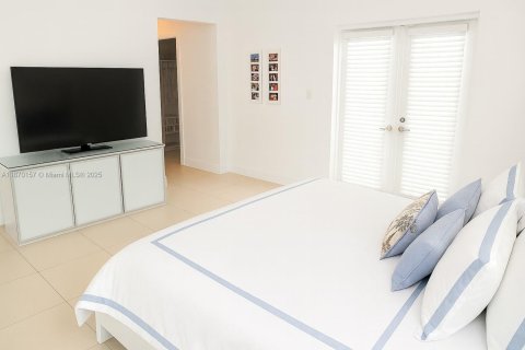 Casa en alquiler en Pinecrest, Florida, 4 dormitorios, 263.29 m2 № 1950929 - foto 13