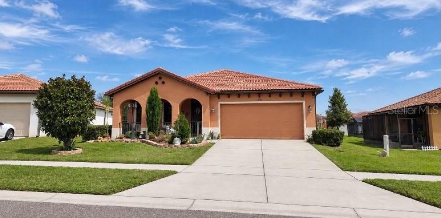 Villa ou maison à Kissimmee, Floride 4 chambres, 222.22 m2 № 2413910