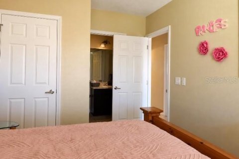 Villa ou maison à vendre à Kissimmee, Floride: 4 chambres, 222.22 m2 № 2413910 - photo 9
