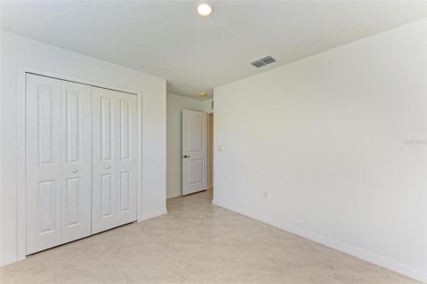 Casa en alquiler en Port Charlotte, Florida, 4 dormitorios, 180.32 m2 № 1908300 - foto 20