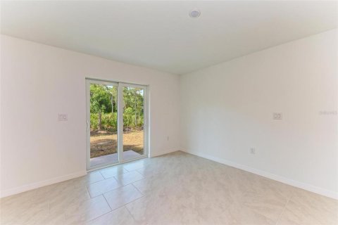 Casa en alquiler en Port Charlotte, Florida, 4 dormitorios, 180.32 m2 № 1908300 - foto 13