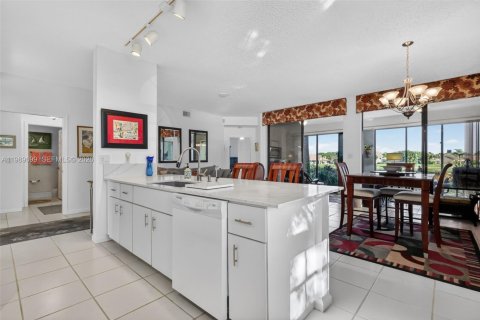 Copropriété à vendre à Boynton Beach, Floride: 2 chambres, 97.92 m2 № 2056969 - photo 12