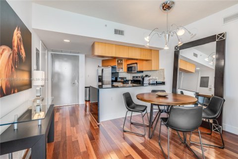 Снять в аренду кондоминиум в Майами, Флорида 2 спальни, 97.36м2, № 1950336 - фото 12