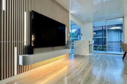 Condominio en venta en Miami, Florida, 2 dormitorios, 116.59 m2 № 2076031 - foto 4
