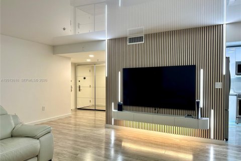 Condominio en venta en Miami, Florida, 2 dormitorios, 116.59 m2 № 2076031 - foto 5