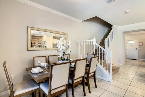 Adosado en venta en Kissimmee, Florida, 5 dormitorios, 210.24 m2 № 1803480 - foto 11