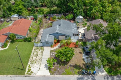 House in Bradenton, Florida 3 bedrooms, 115.94 sq.m. № 2227472 - photo 7