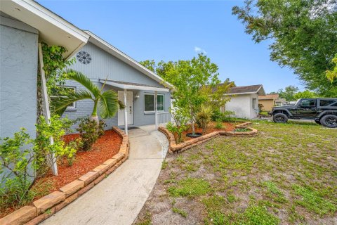 House in Bradenton, Florida 3 bedrooms, 115.94 sq.m. № 2227472 - photo 26