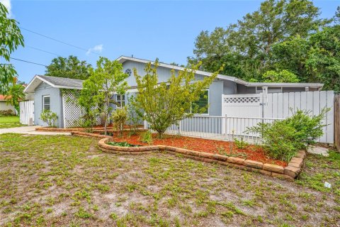 House in Bradenton, Florida 3 bedrooms, 115.94 sq.m. № 2227472 - photo 22