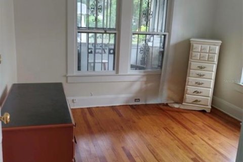 Casa en venta en Tampa, Florida, 3 dormitorios, 93.65 m2 № 2410074 - foto 6
