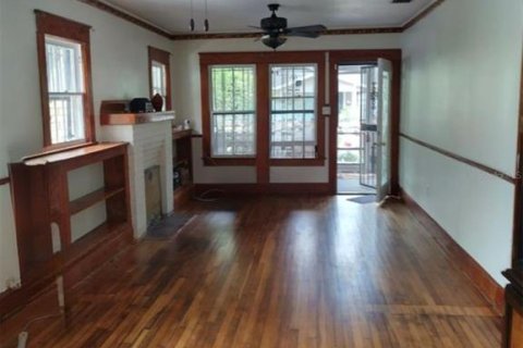 Casa en venta en Tampa, Florida, 3 dormitorios, 93.65 m2 № 2410074 - foto 2