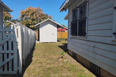 Casa en venta en Tampa, Florida, 3 dormitorios, 93.65 m2 № 2410074 - foto 8