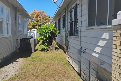 Casa en venta en Tampa, Florida, 3 dormitorios, 93.65 m2 № 2410074 - foto 10