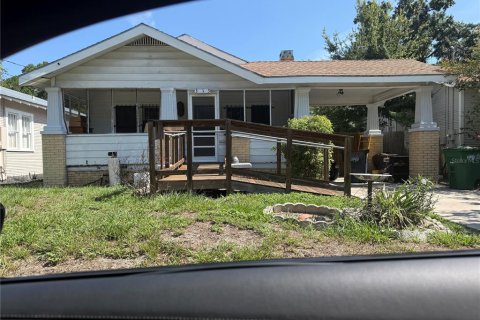 Casa en Tampa, Florida 3 dormitorios, 93.65 m2 № 2410074