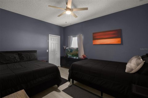 House in Kissimmee, Florida 3 bedrooms, 170.29 sq.m. № 2421826 - photo 27