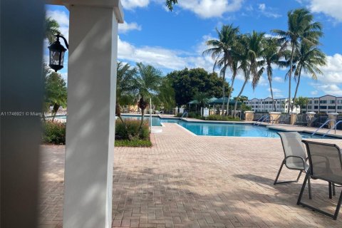 Condominio en venta en Tamarac, Florida, 2 dormitorios, 76.83 m2 № 1494480 - foto 14