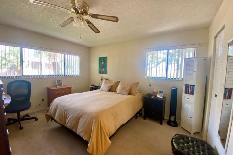 Condominio en venta en Tamarac, Florida, 2 dormitorios, 76.83 m2 № 1494480 - foto 10