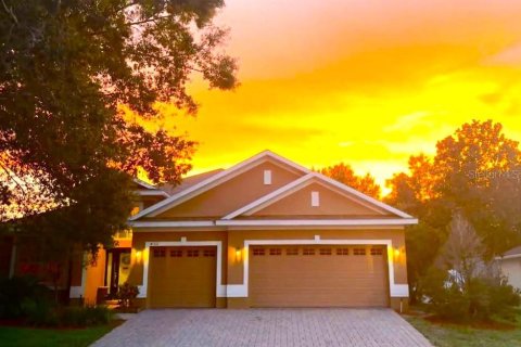 Villa ou maison à vendre à Apopka, Floride: 4 chambres, 207.73 m2 № 1876839 - photo 1