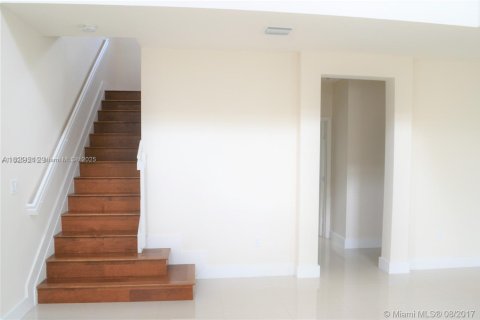 Villa ou maison à louer à Doral, Floride: 4 chambres, 267.37 m2 № 1799419 - photo 17