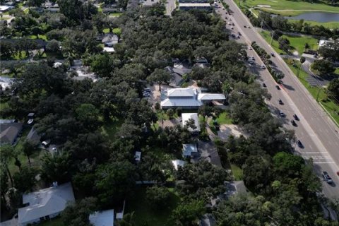 Casa en venta en Sarasota, Florida, 2 dormitorios, 175.21 m2 № 2419608 - foto 4