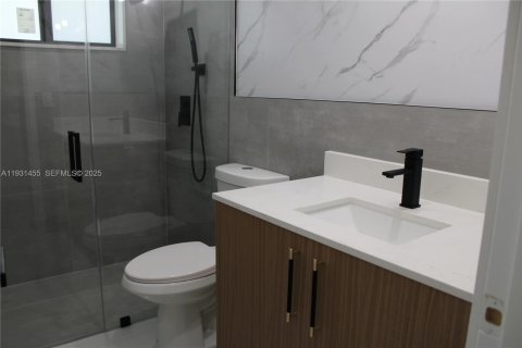 Купить виллу или дом в Майами, Флорида 3 спальни, 149.76м2, № 1990029 - фото 13