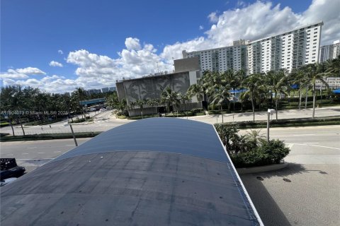 Copropriété à vendre à Sunny Isles Beach, Floride: 33.44 m2 № 1969186 - photo 10