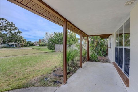 Casa en venta en Saint Petersburg, Florida, 2 dormitorios, 109.9 m2 № 1902709 - foto 6