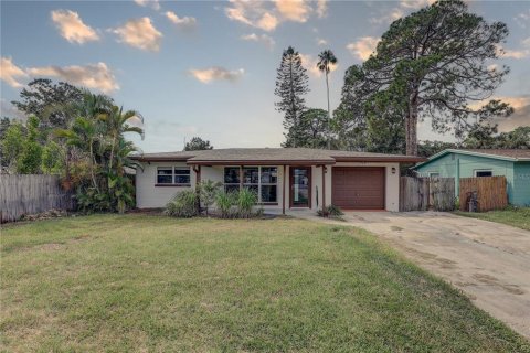 Casa en venta en Saint Petersburg, Florida, 2 dormitorios, 109.9 m2 № 1902709 - foto 2