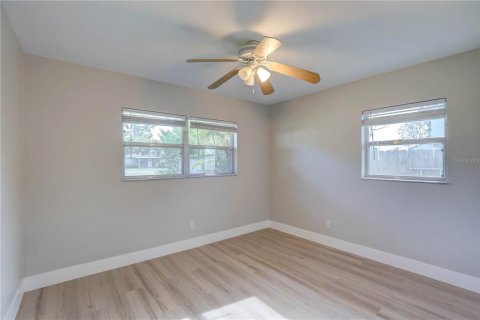 Casa en venta en Saint Petersburg, Florida, 2 dormitorios, 109.9 m2 № 1902709 - foto 22