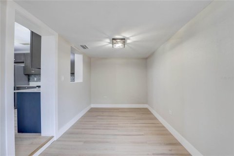 Casa en venta en Saint Petersburg, Florida, 2 dormitorios, 109.9 m2 № 1902709 - foto 9