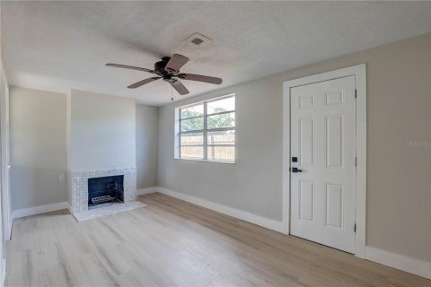 Casa en venta en Saint Petersburg, Florida, 2 dormitorios, 109.9 m2 № 1902709 - foto 12